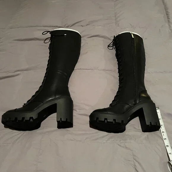 Gianni Bini Soukey Black Leather Lace Up Boots - Size 7.5 - Picture 3 of 6